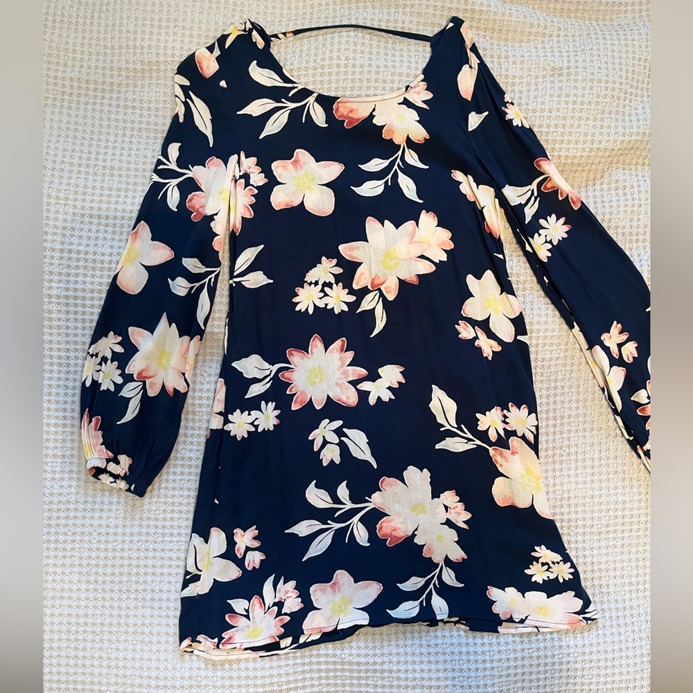 Billabong flowery long sleeve dress